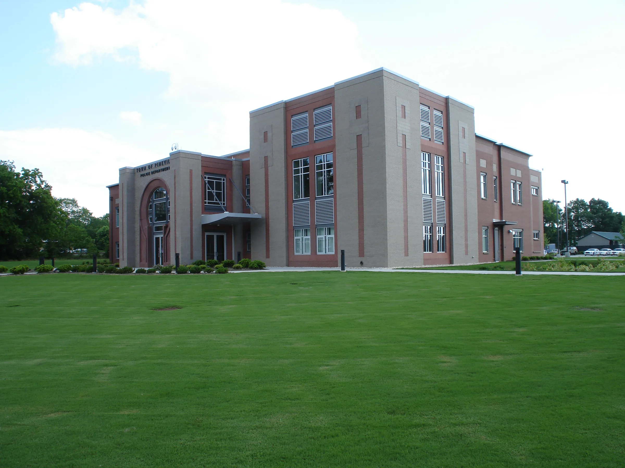 Pineville Police Department photo 9